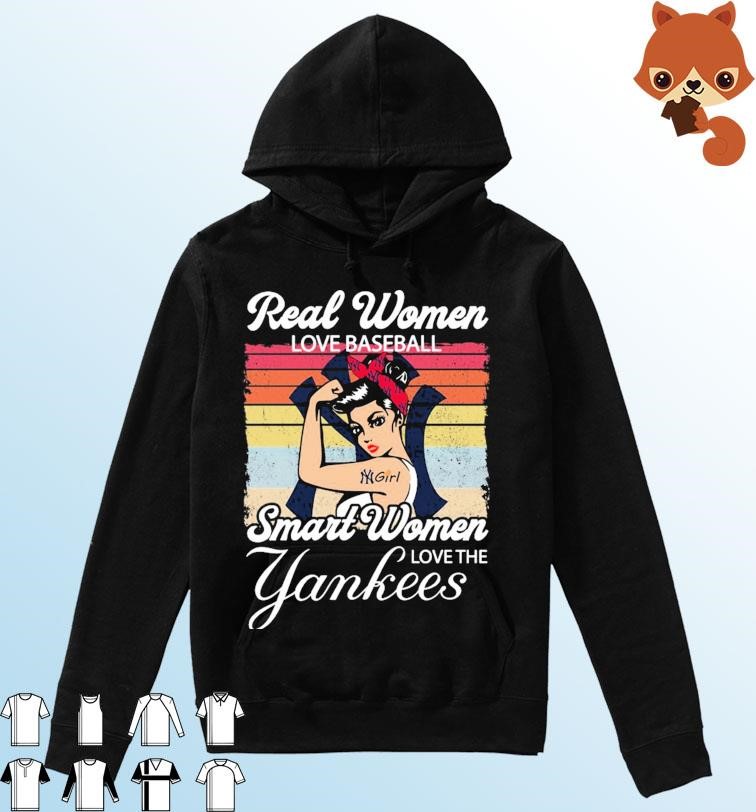 Real Women Love Baseball Smart Women Love The New York Yankees Unisex  T-Shirt - REVER LAVIE